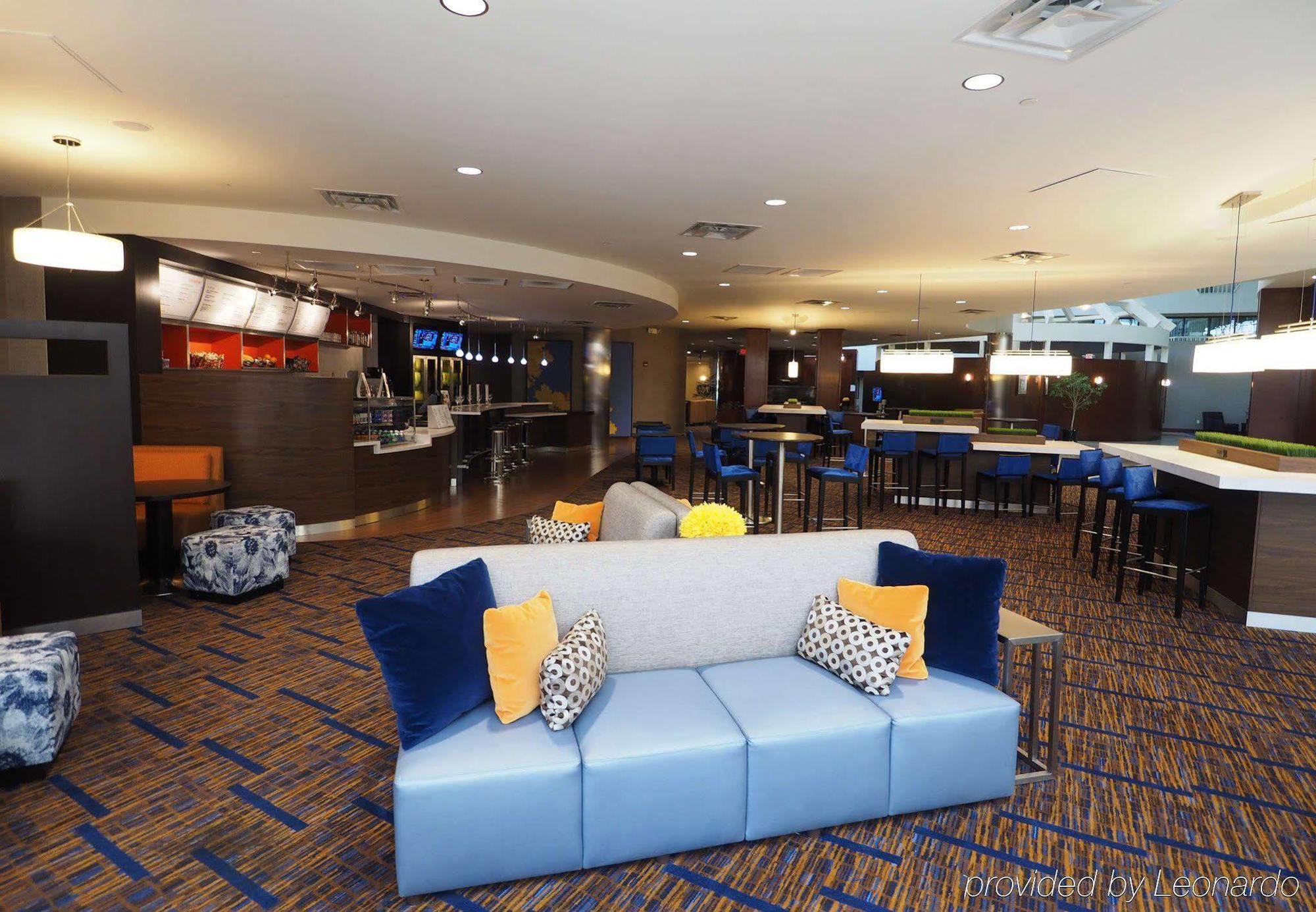 Courtyard By Marriott Columbus West/Hilliard Hotel Exterior photo